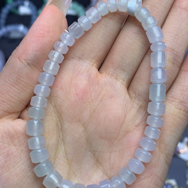翡翠手链未镶嵌翡翠