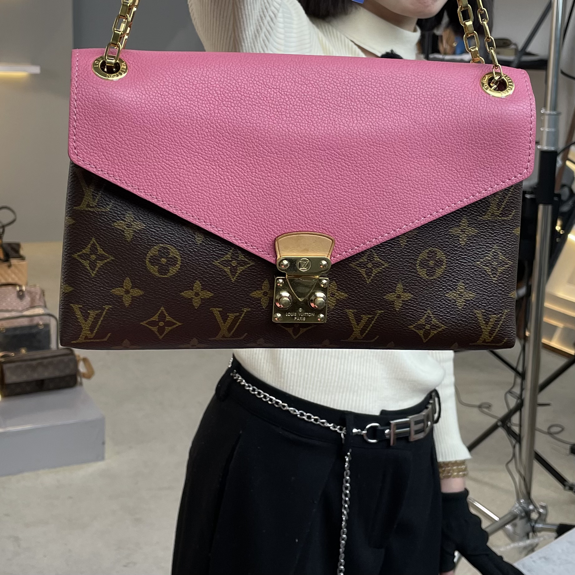 99新 LouisVuitton/路易威登 可乐/LV传奇信封/99新