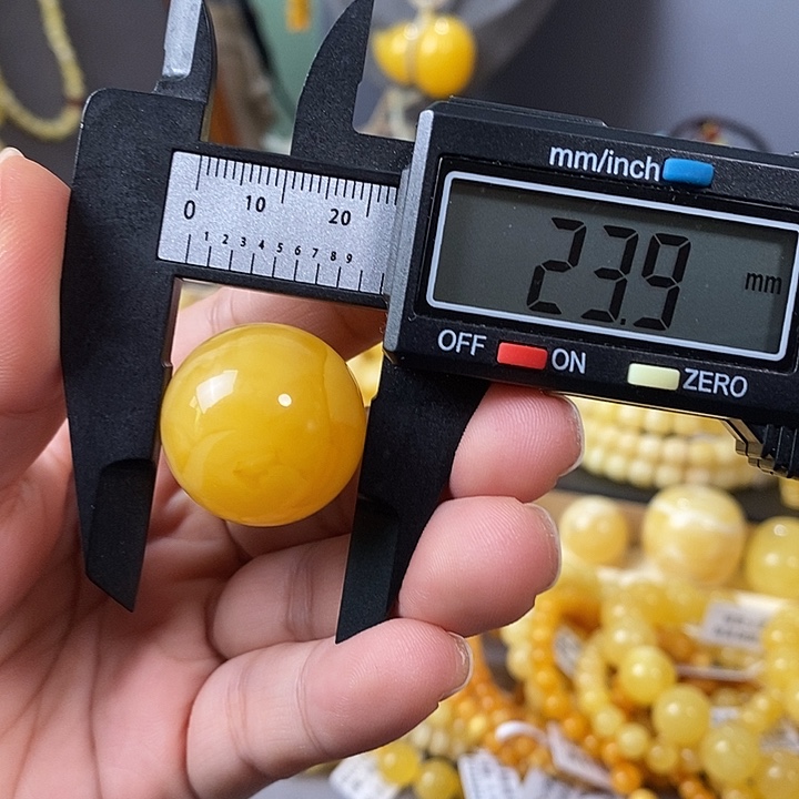 琥珀未镶嵌裸石圆珠