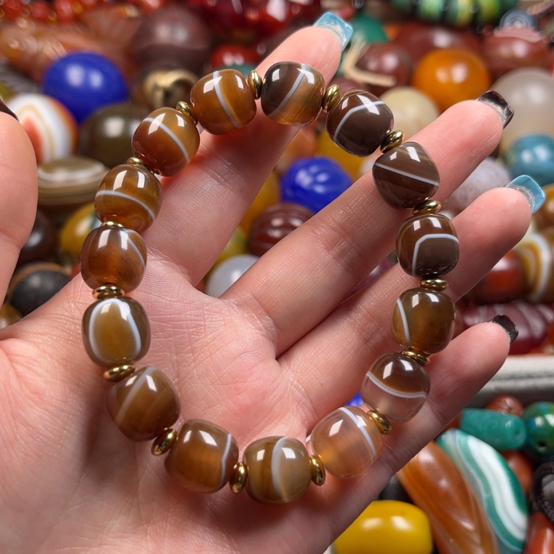 玛瑙/玉髓颈饰未镶嵌