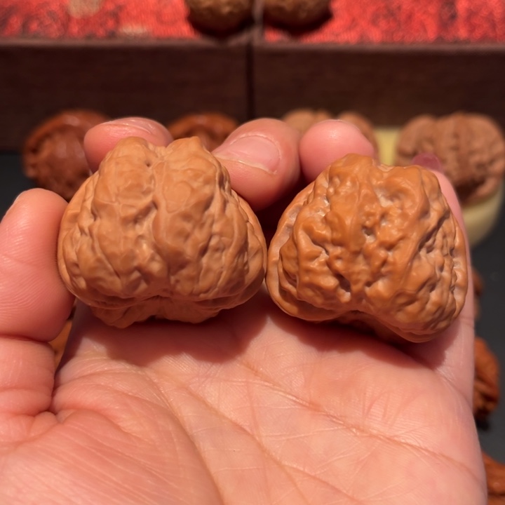 文玩核桃吊坠蛤蟆头全品