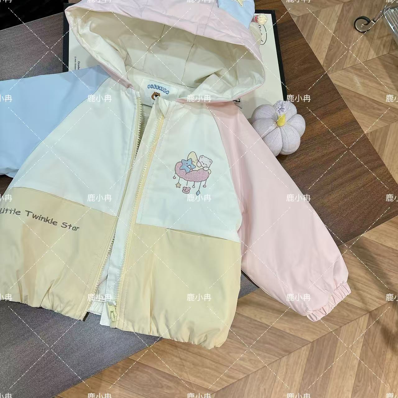 【鹿小冉】深秋女童百搭马卡龙拼色小熊刺绣夹棉防风冲锋衣外套2952