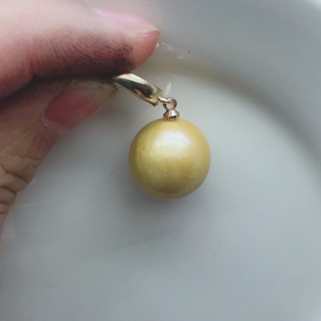 淡水珍珠颈饰钛钢