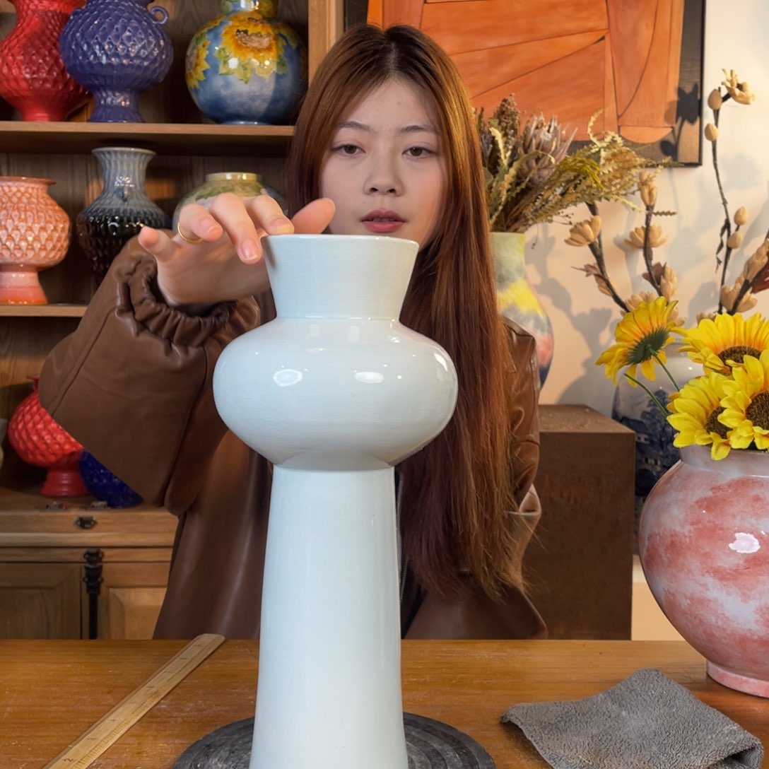 摆件陶瓷花瓶高33口7