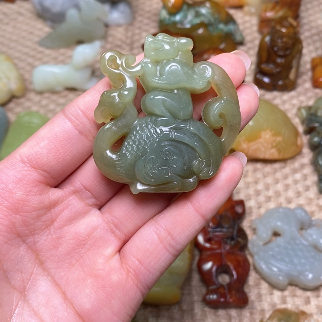 白玉菩提吊坠白玉菩提白玉菩提摆件