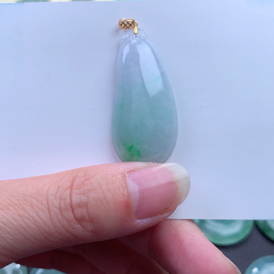 翡翠吊坠(不含链)18K金镶嵌