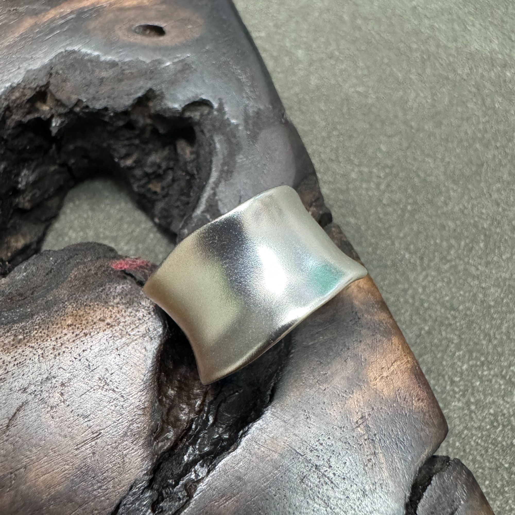 925银戒指 超宽个性纯手工熔岩磨砂S925纯银开口戒指