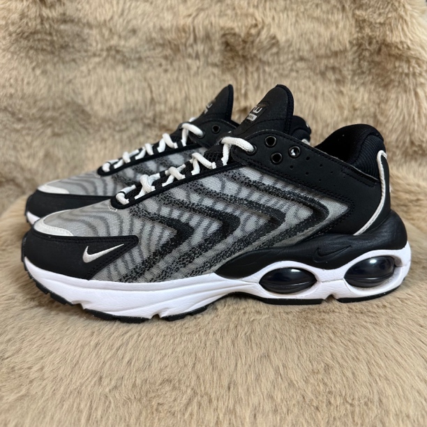 90新 NIKE/耐克 40码250/微瑕 Nike Air Max TW 复古 跑鞋 黑白