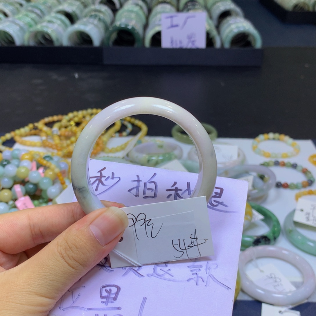 翡翠手镯未镶嵌1111111111
