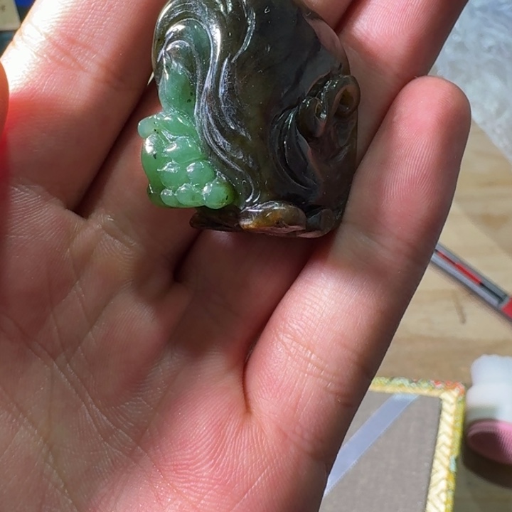 未镶嵌和田玉（糖玉）挂件