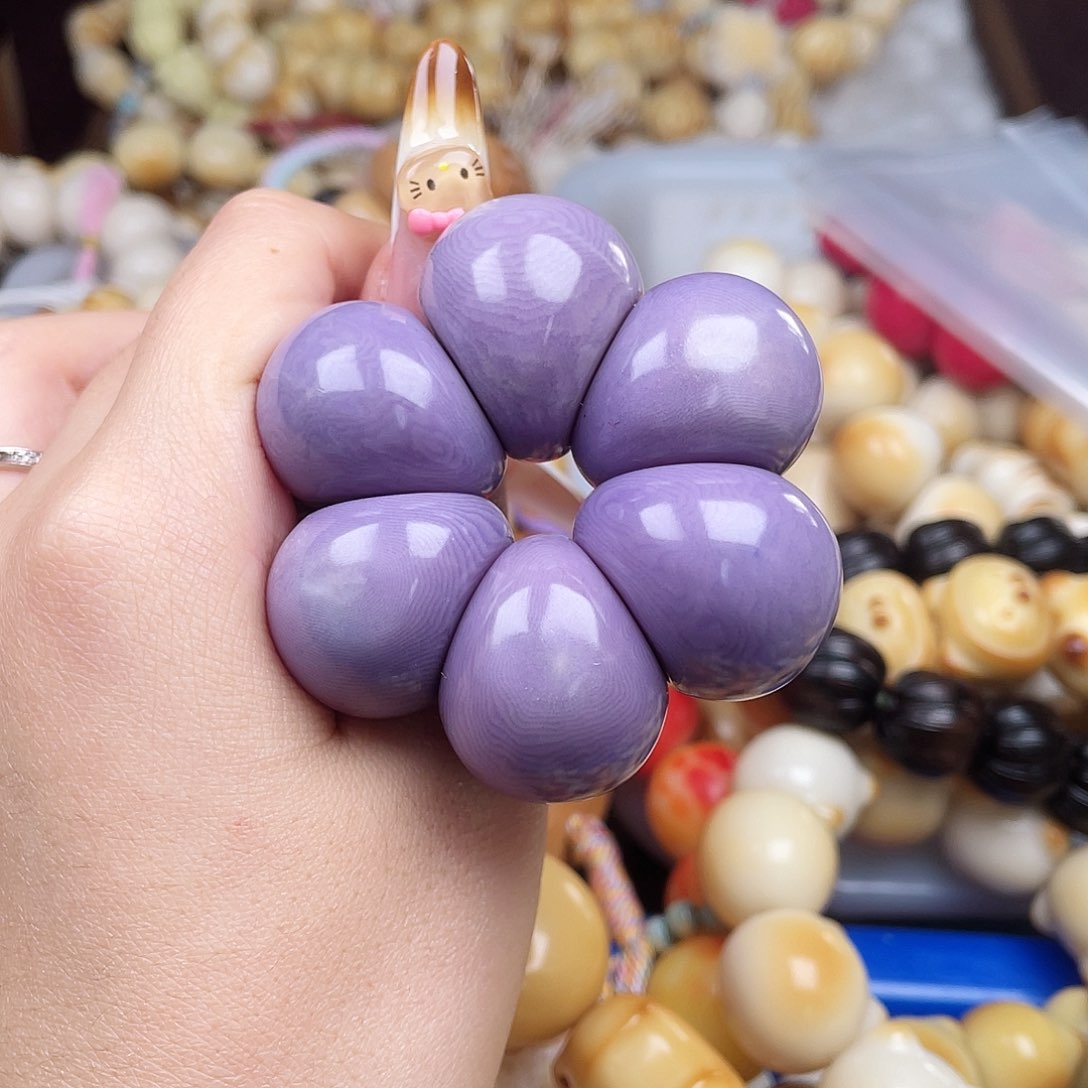 吊坠白玉菩提芋***吃成品c