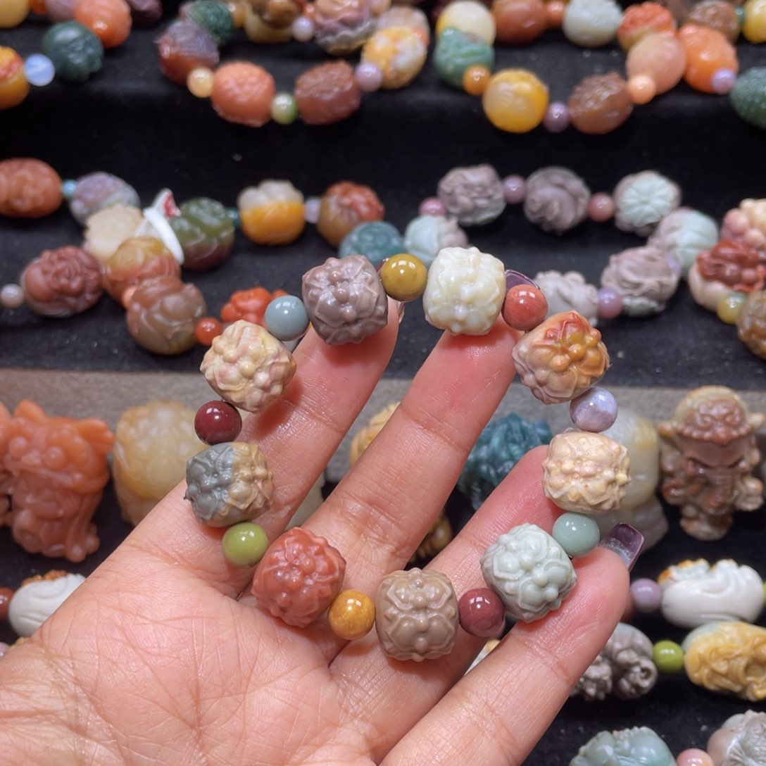 石英质玉手链未镶嵌