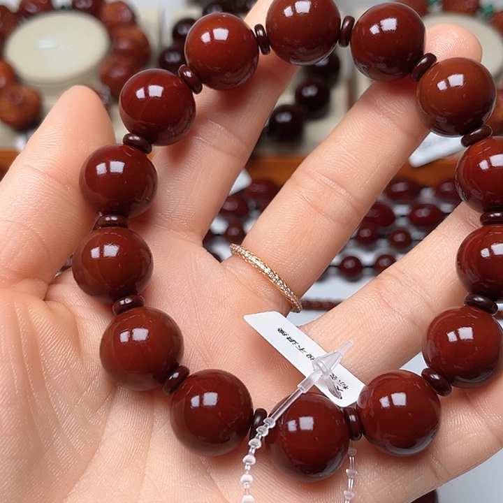 橄榄核手串上****包浆玉化