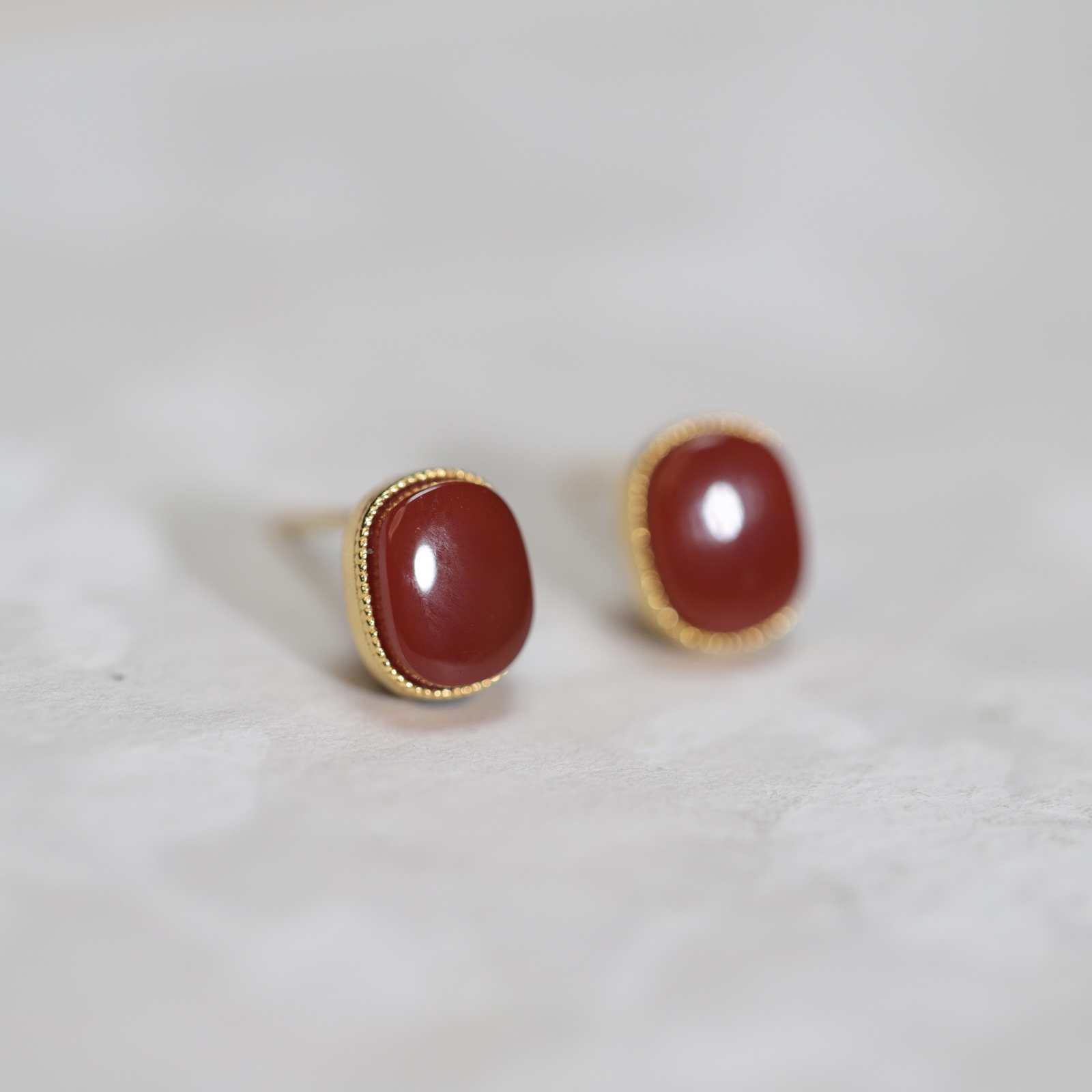 苏玉堂南红长方形耳钉18K金镶嵌简约精致