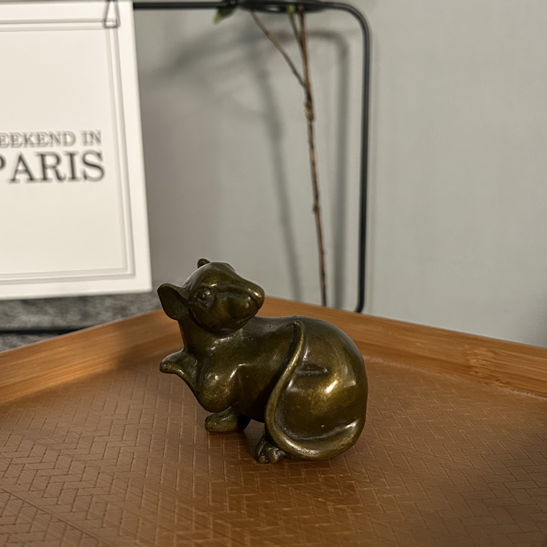 孤品｜扭头小老鼠摆件（5.1*6.4*3.4）