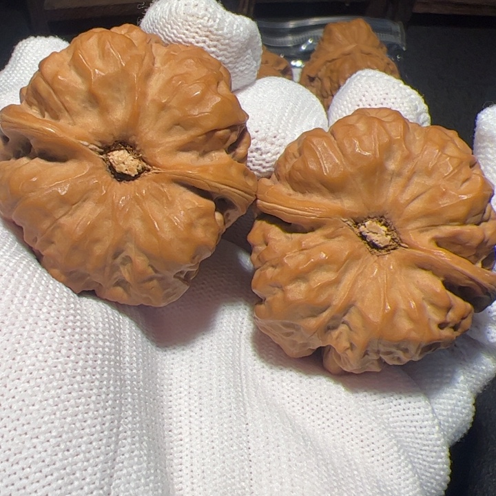 顺***境文玩核桃吊坠蛤蟆头三角肌肉蛙40.5