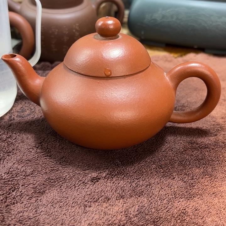 紫砂茶壶紫砂艺术学院的学生