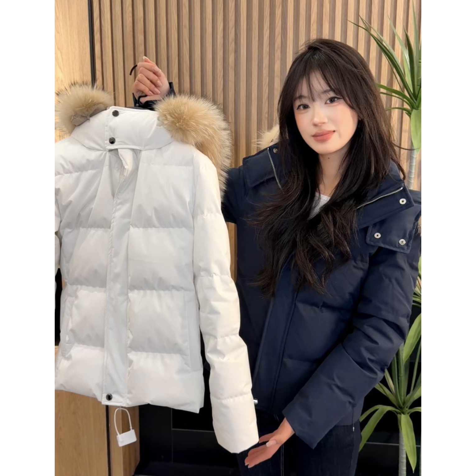 Audwyn90白鸭绒收腰加厚加绒羽绒服女貉子毛领连帽秋冬显瘦上衣