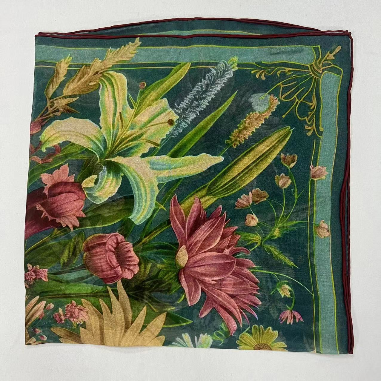 70薯莨方巾-向阳花丛 65cm丝巾 010