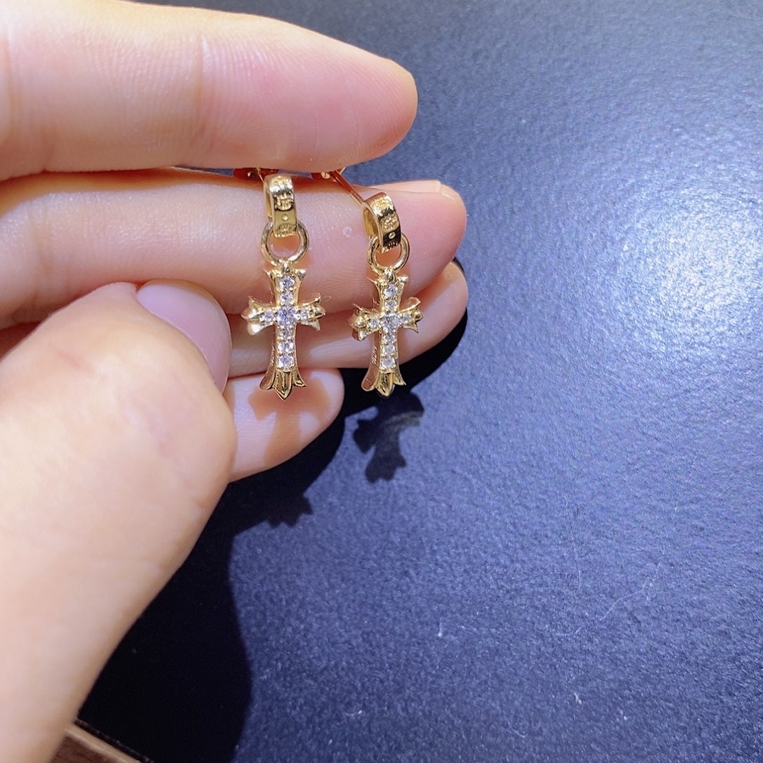 耳饰18K金镶嵌钻石十字架k黄