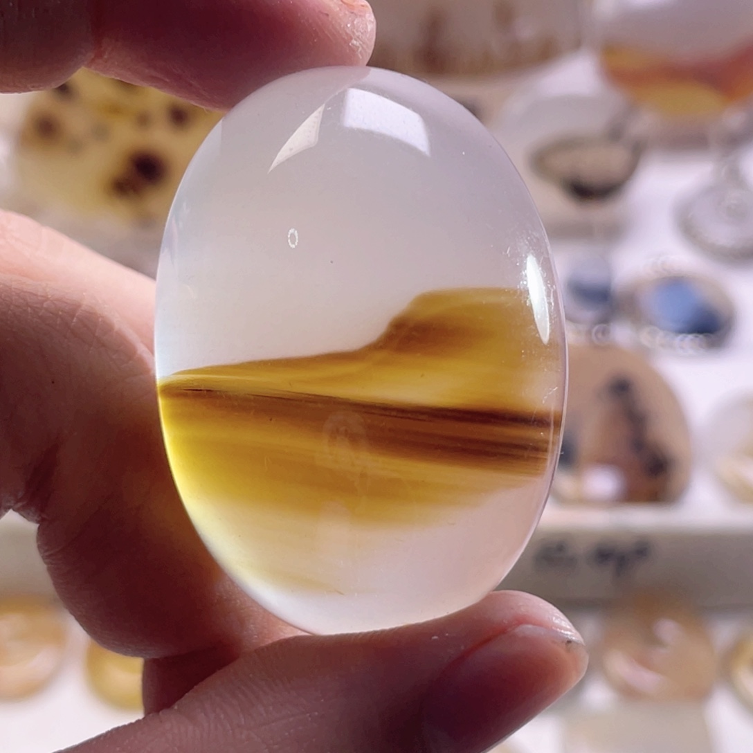 玛瑙/玉髓未镶嵌珠宝奇石