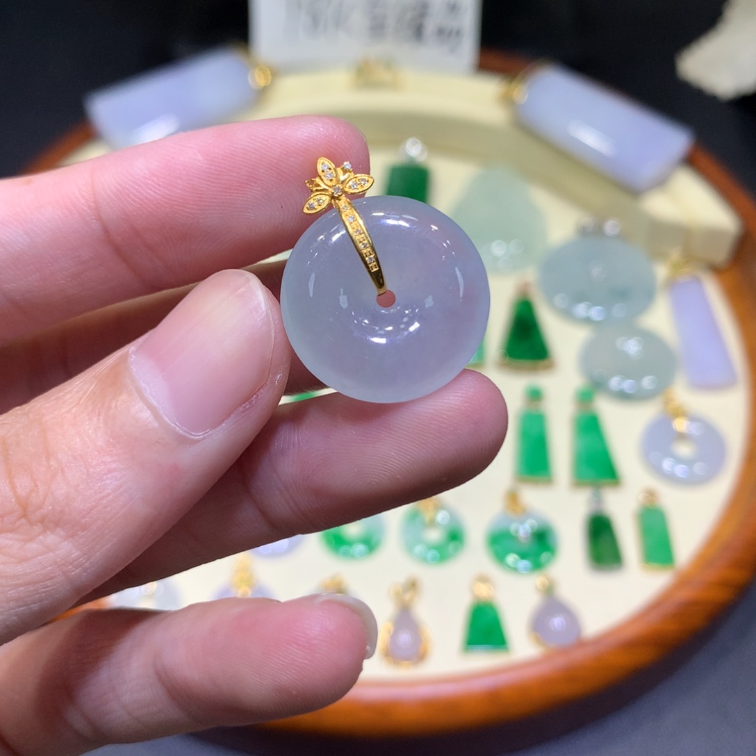 翡翠18K金镶嵌吊坠(不含链)