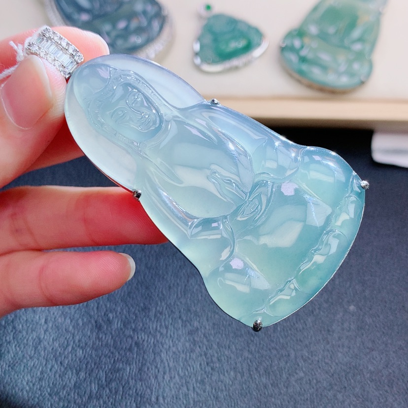 【闪购商品】翡翠颈饰银S925镶嵌翡翠