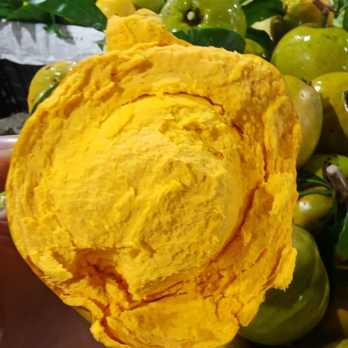 云南蛋黄果鸡蛋果仙桃软糯香甜孕妇小孩老人爱吃的热带水果