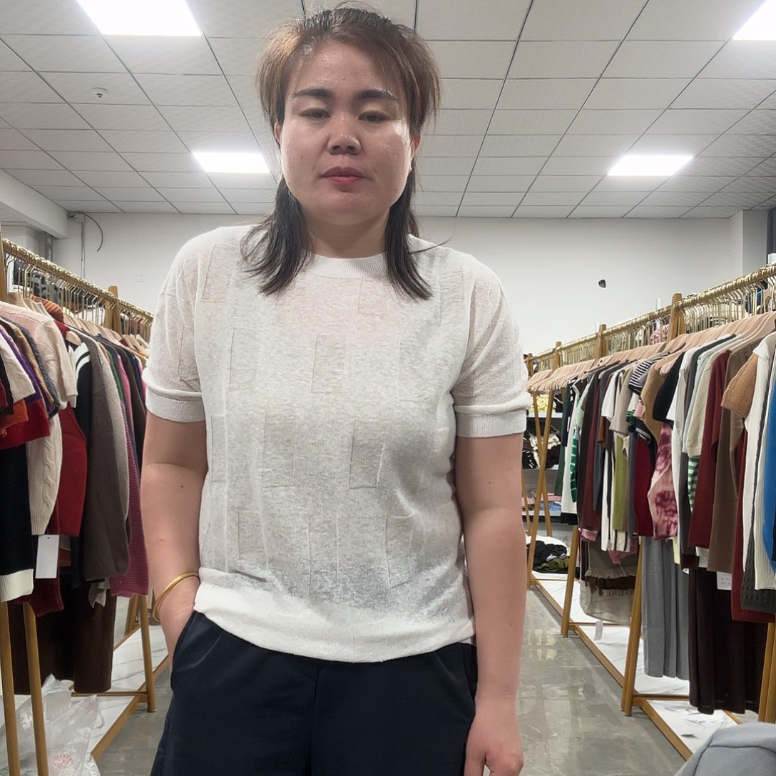 434白色一线特种纱方格