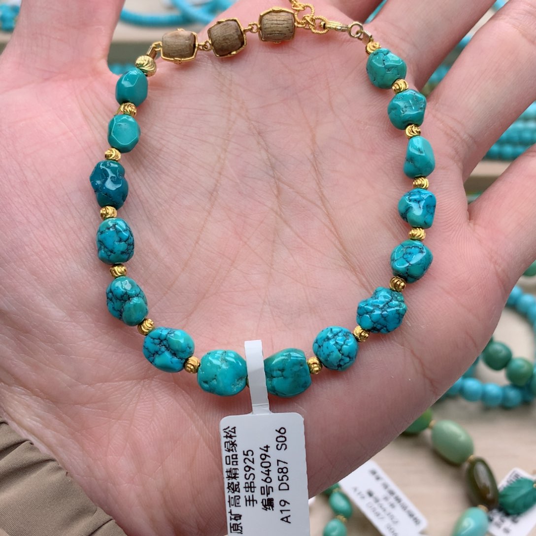 绿松石珠宝奇石未镶嵌