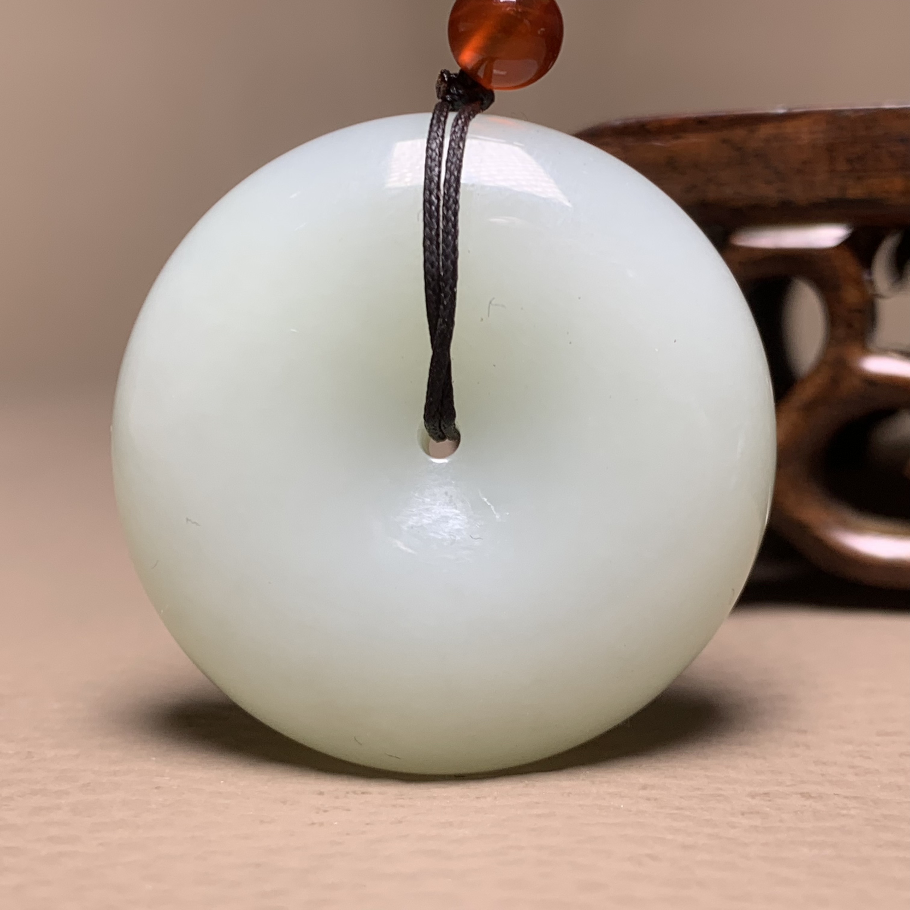 D839珠宝玉石精选和田玉吊坠