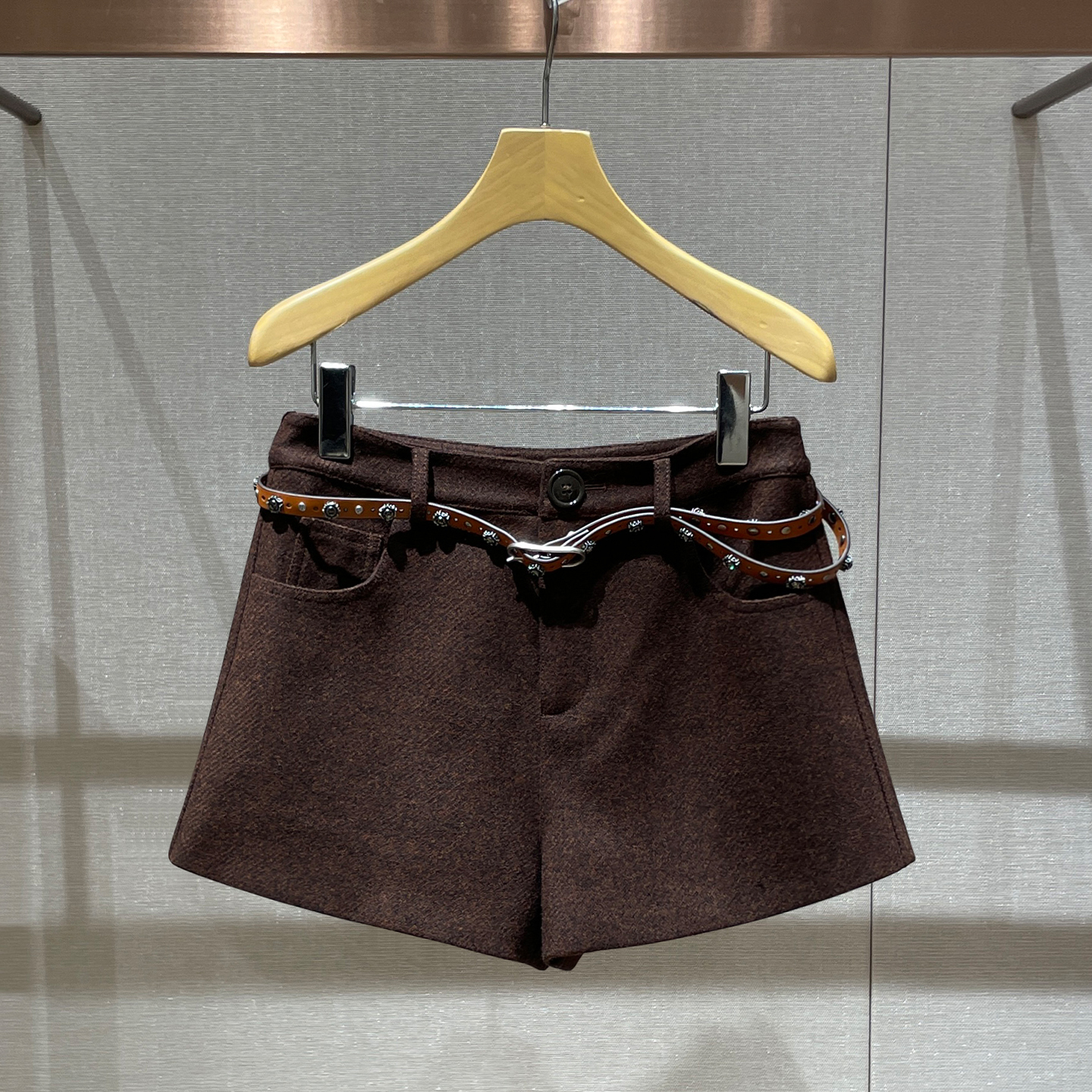 美拉德风短裤2025冬季新款时髦腰带显瘦直筒裤a字靴裤外穿休闲裤