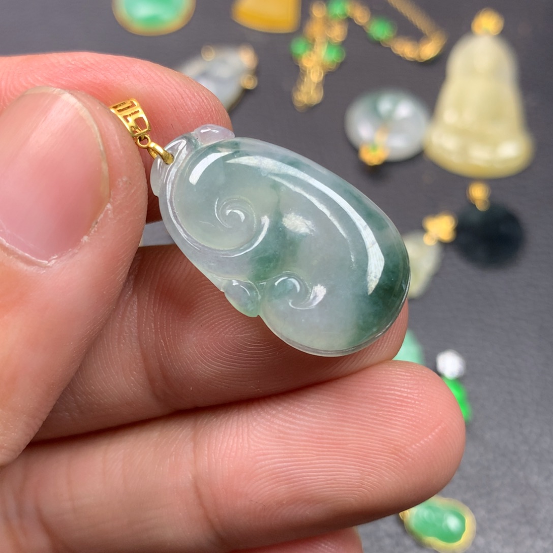【闪购商品】颈饰18K金镶嵌翡翠翡翠