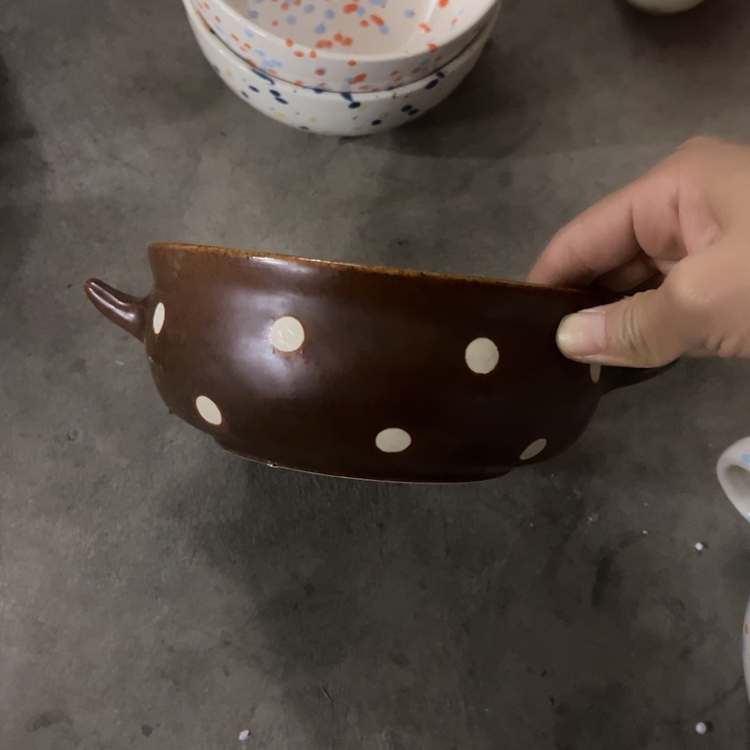 搪瓷微瑕咖波点耳朵向上双耳