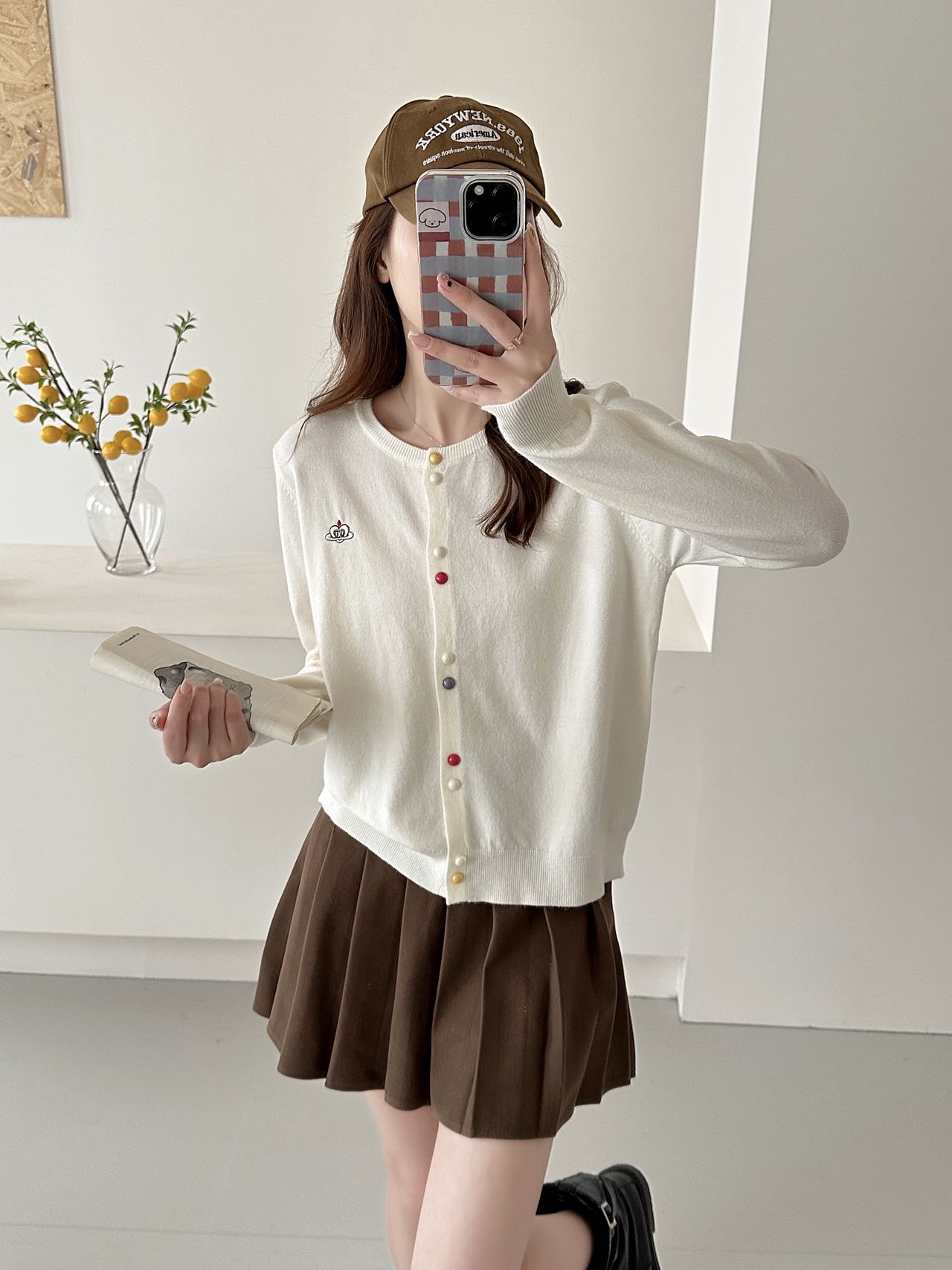 女秋冬季新款软糯长袖刺绣彩虹扣多巴胺毛针织衫毛衣韩版小香风