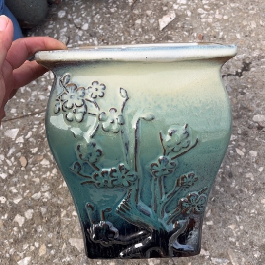 红陶口20高24瑕疵