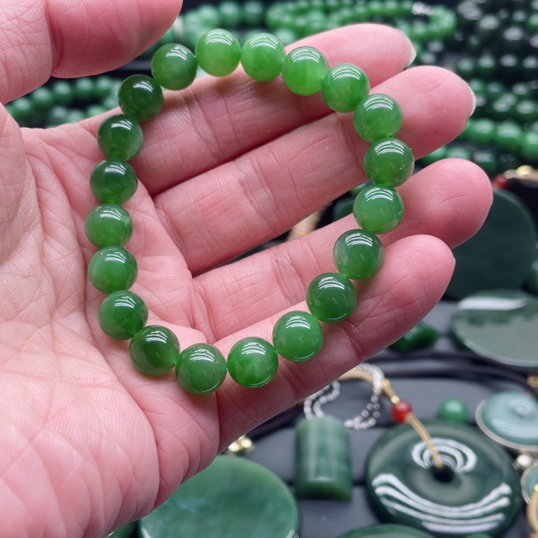 和田玉（碧玉）未镶嵌手链