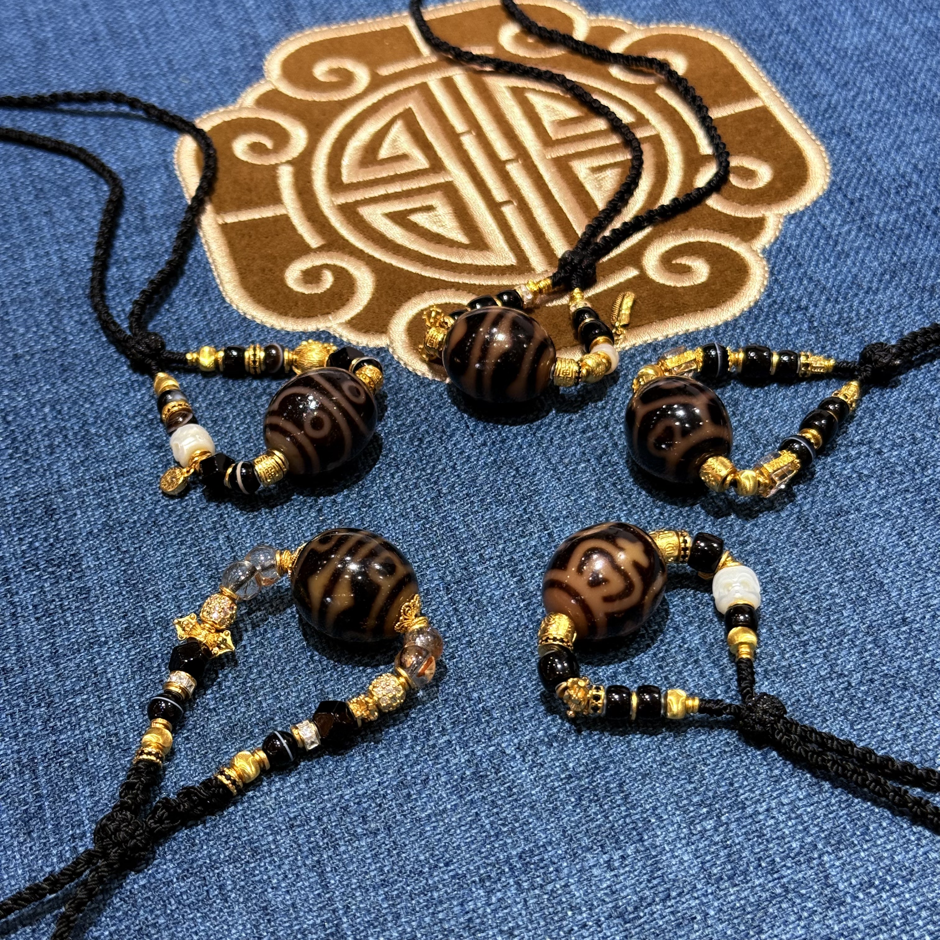 壹加小羊精选/吴系黑金达洛系列锁骨链多样性发一个