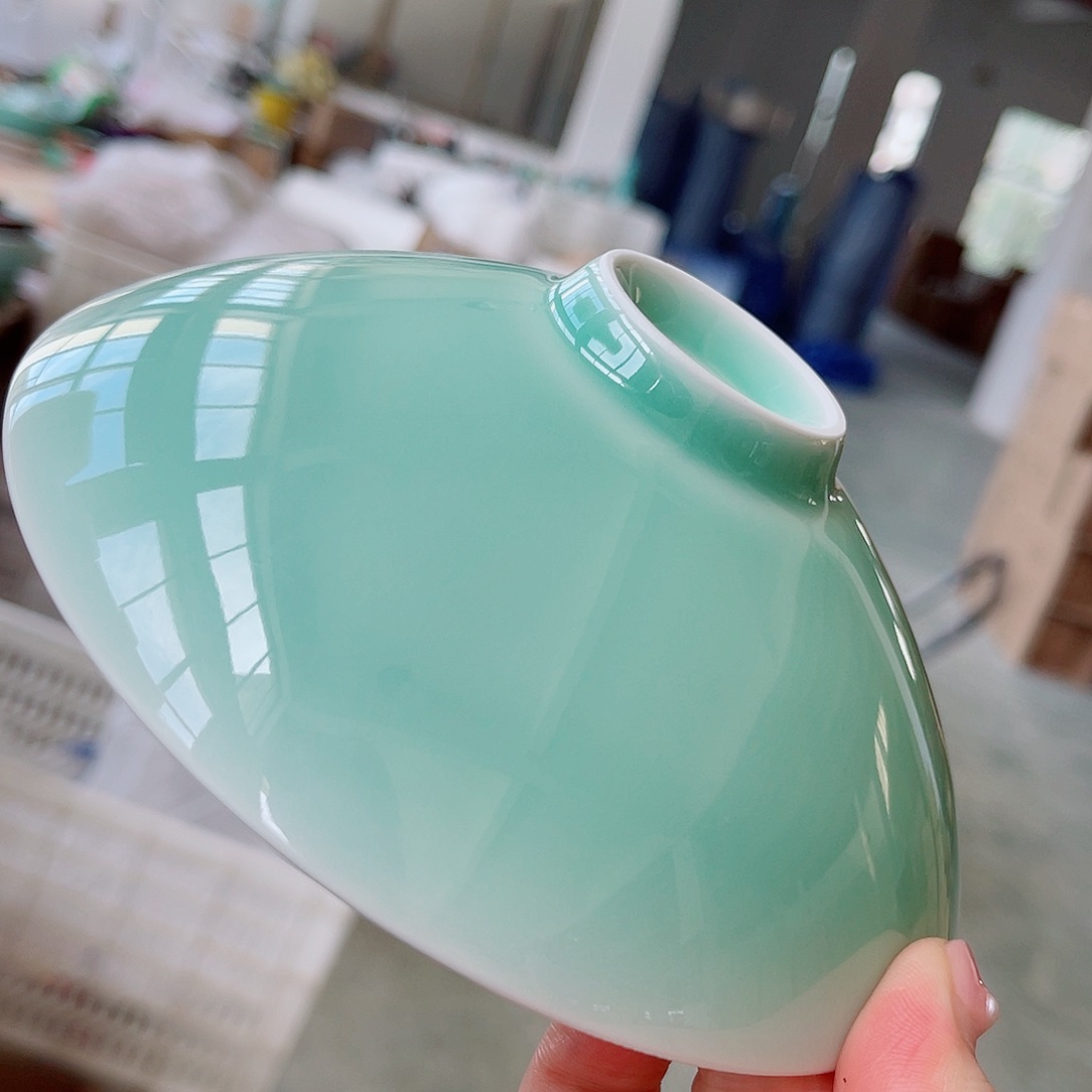 青瓷哈哈哈哈哈哈哈哈哈哈哈