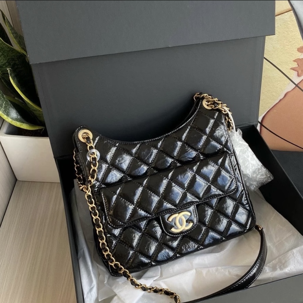 99新 Chanel/香奈儿 多多奢品/香奈儿23c天猫精灵中号斜挎/99新