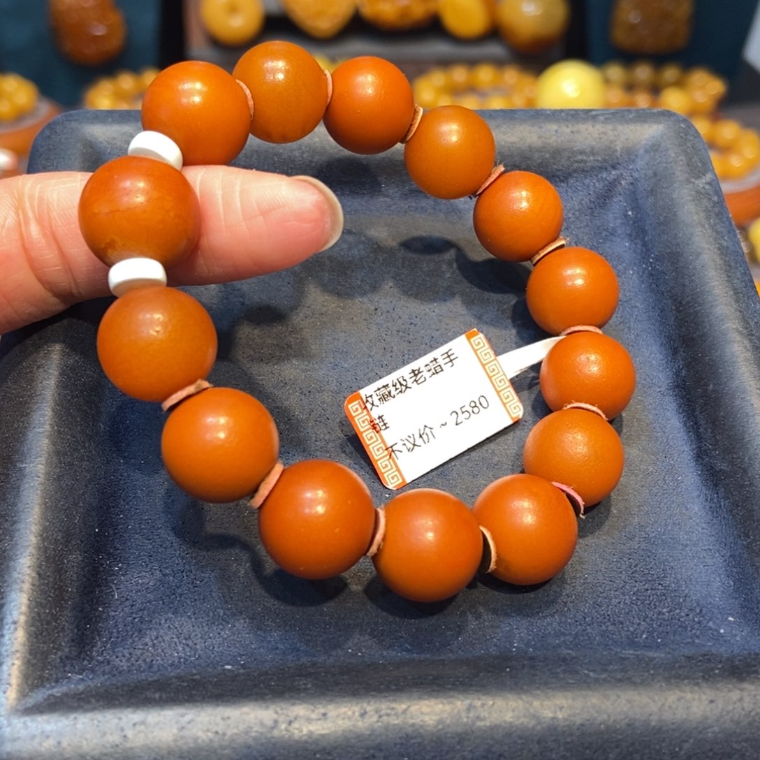 琥珀未镶嵌手链蜜蜡