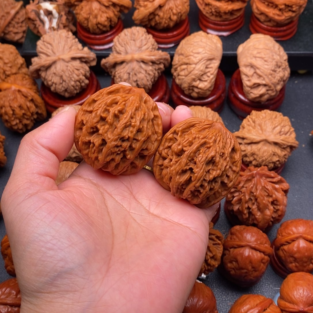 文玩核桃把件41虎头