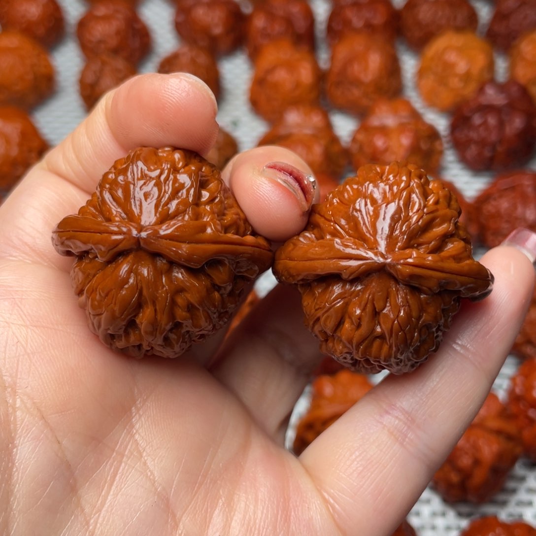 桃核吊坠文玩核桃 手把件 白狮子 36