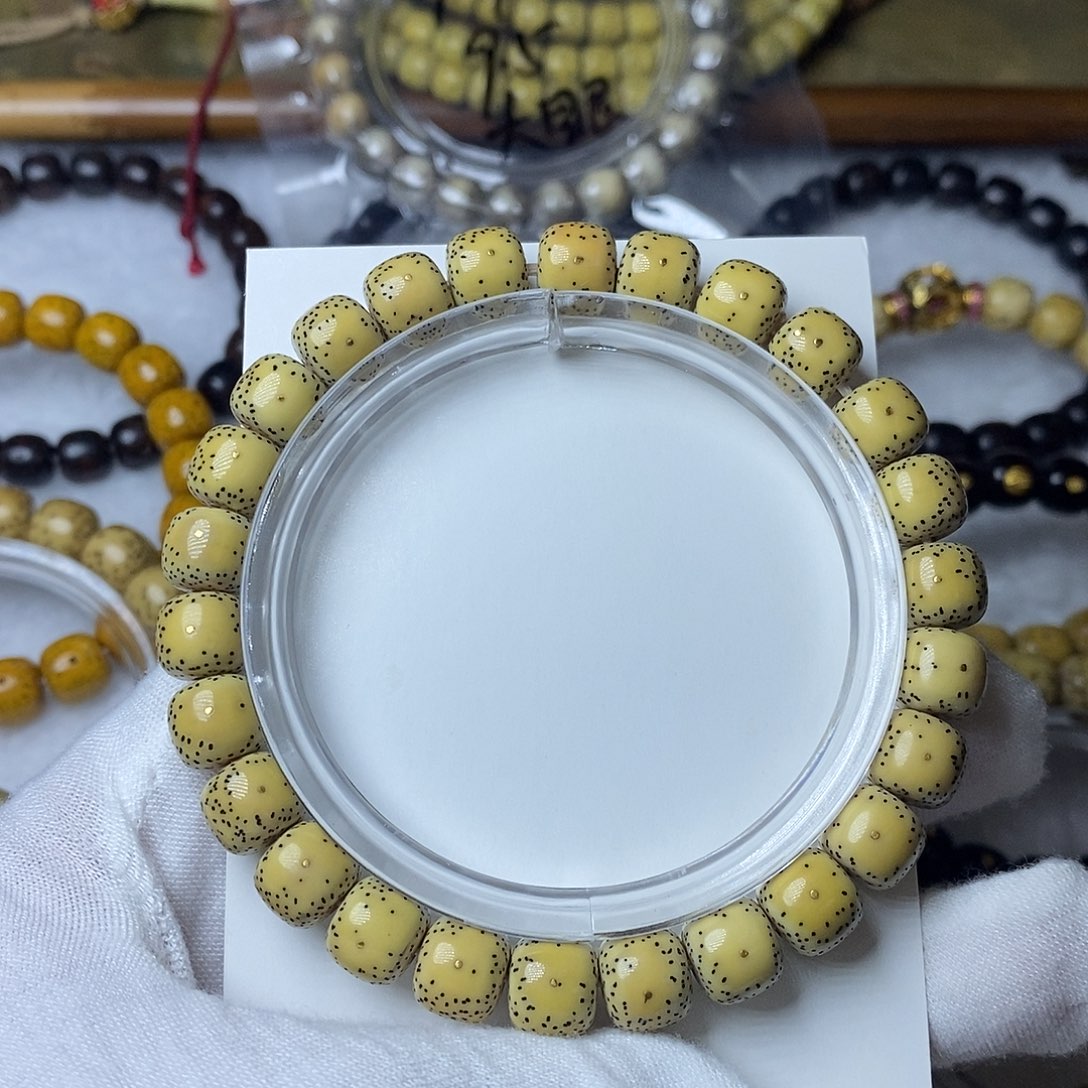 峰***浩手串星月菩提98半臂