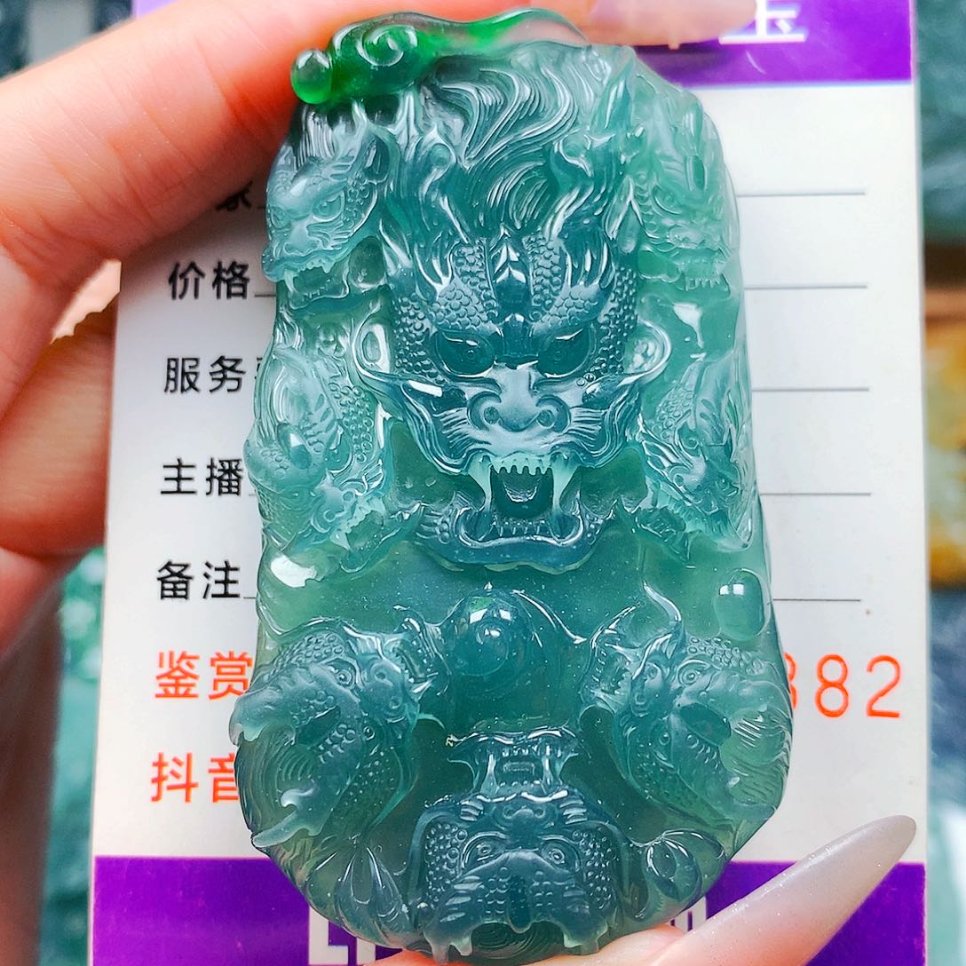 【闪购商品】翡翠未镶嵌颈饰纯天然A货翡翠