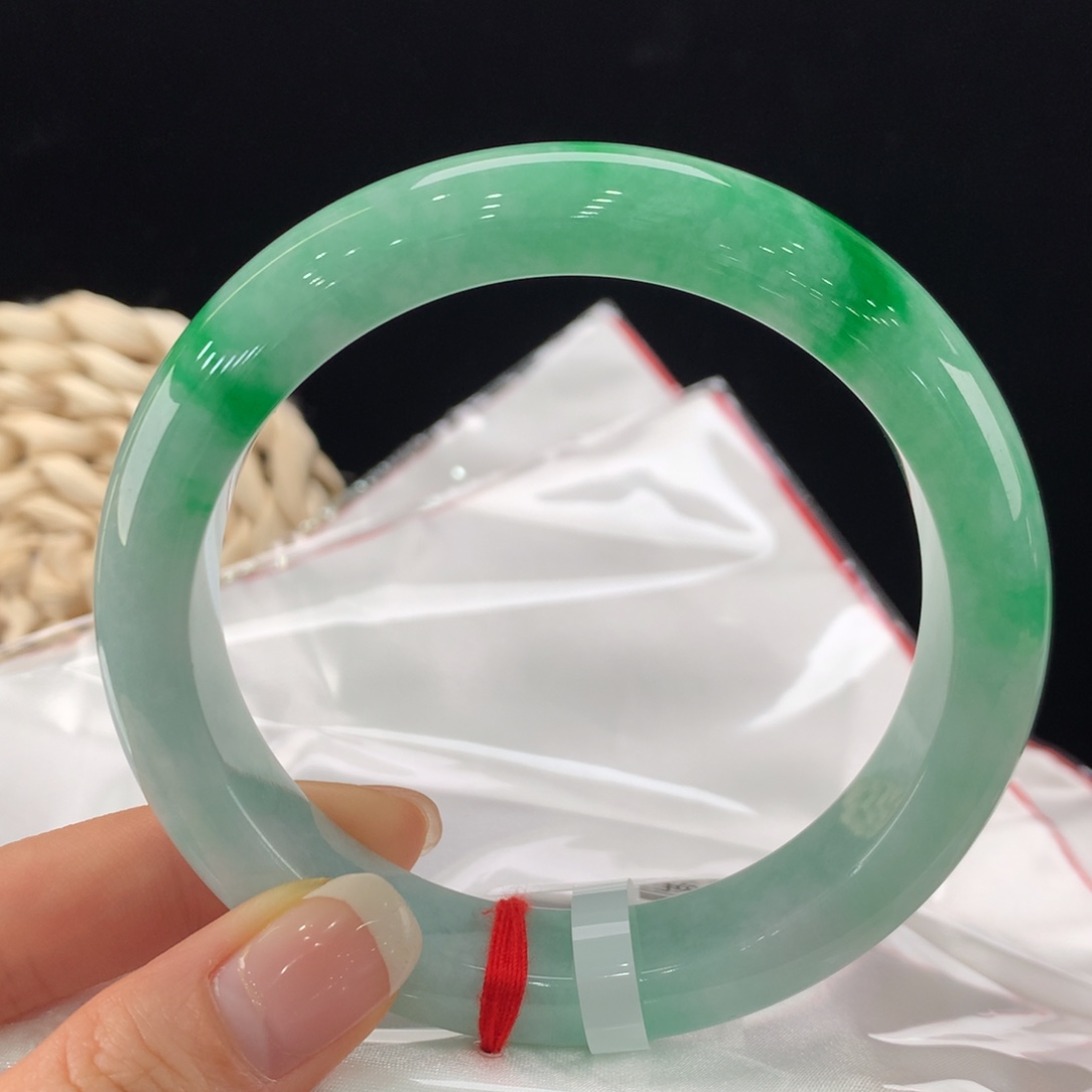 翡翠手镯未镶嵌111-0006