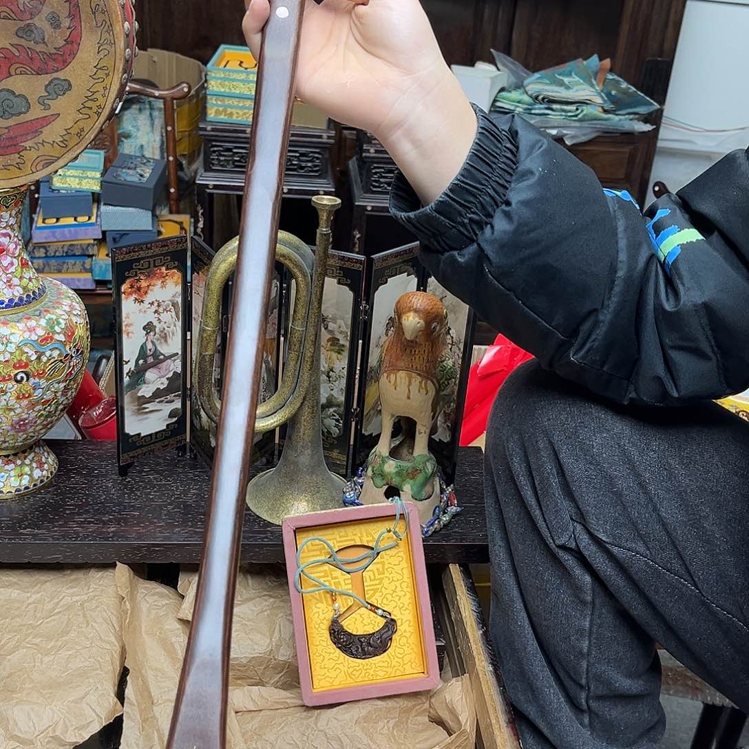 大叶紫檀（黑酸枝木类）