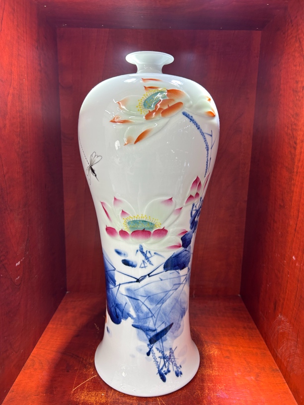 釉下彩绘花鸟梅瓶瓷瓶白瓷工艺品陶瓷花瓶