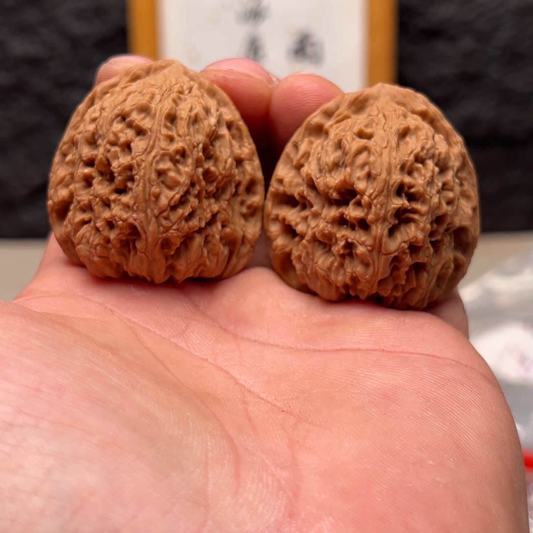 文玩核桃吊坠南疆41克重47