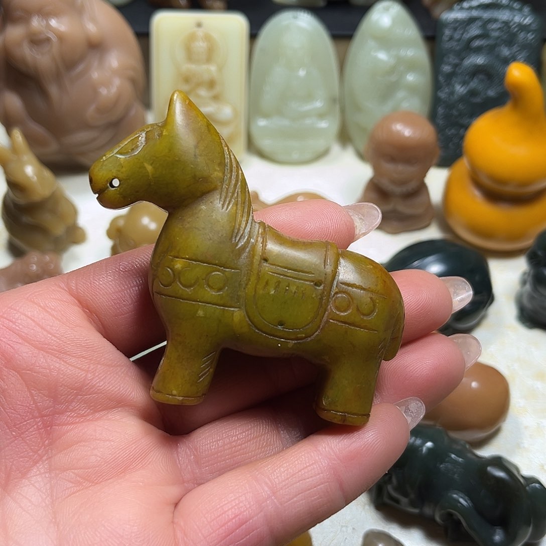 白玉菩提吊坠白玉菩提吊坠